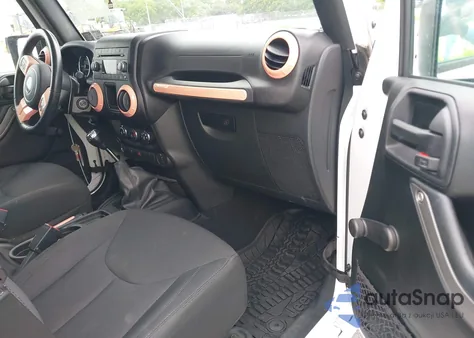 2018 Jeep Wrangler Jk Unlimited Sport 4X4 from USA, damaged, VIN 1C4BJWDG7JL895132